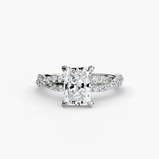 The Twisted Pavé Solitaire
